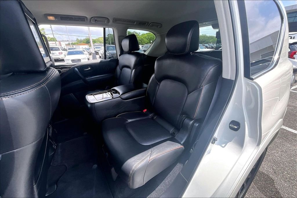 Used 2019 White Nissan Platinum image 18