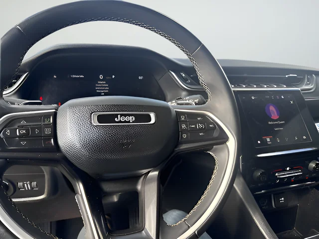 Used 2023 Black Jeep Laredo image 10