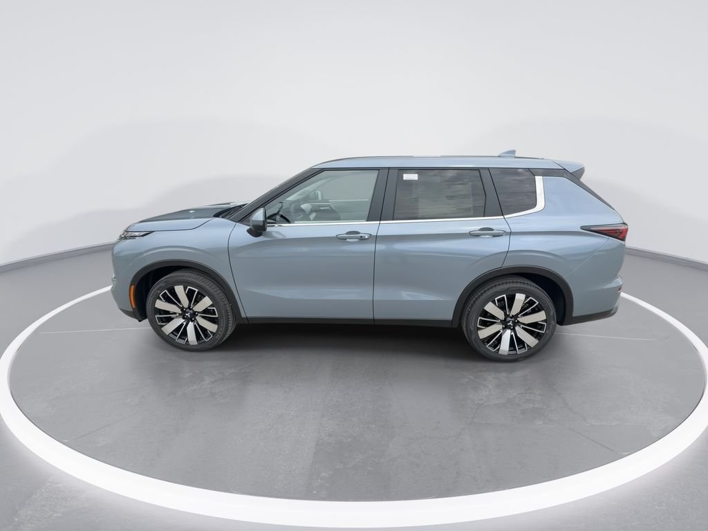 New 2026 Gray Mitsubishi SE image 5