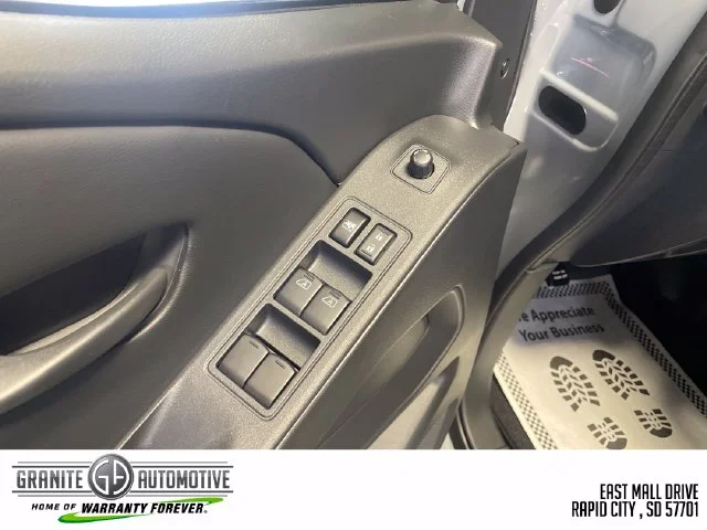 New 2027 Boulder Gray Pearl Nissan Crew Cab SV image 11