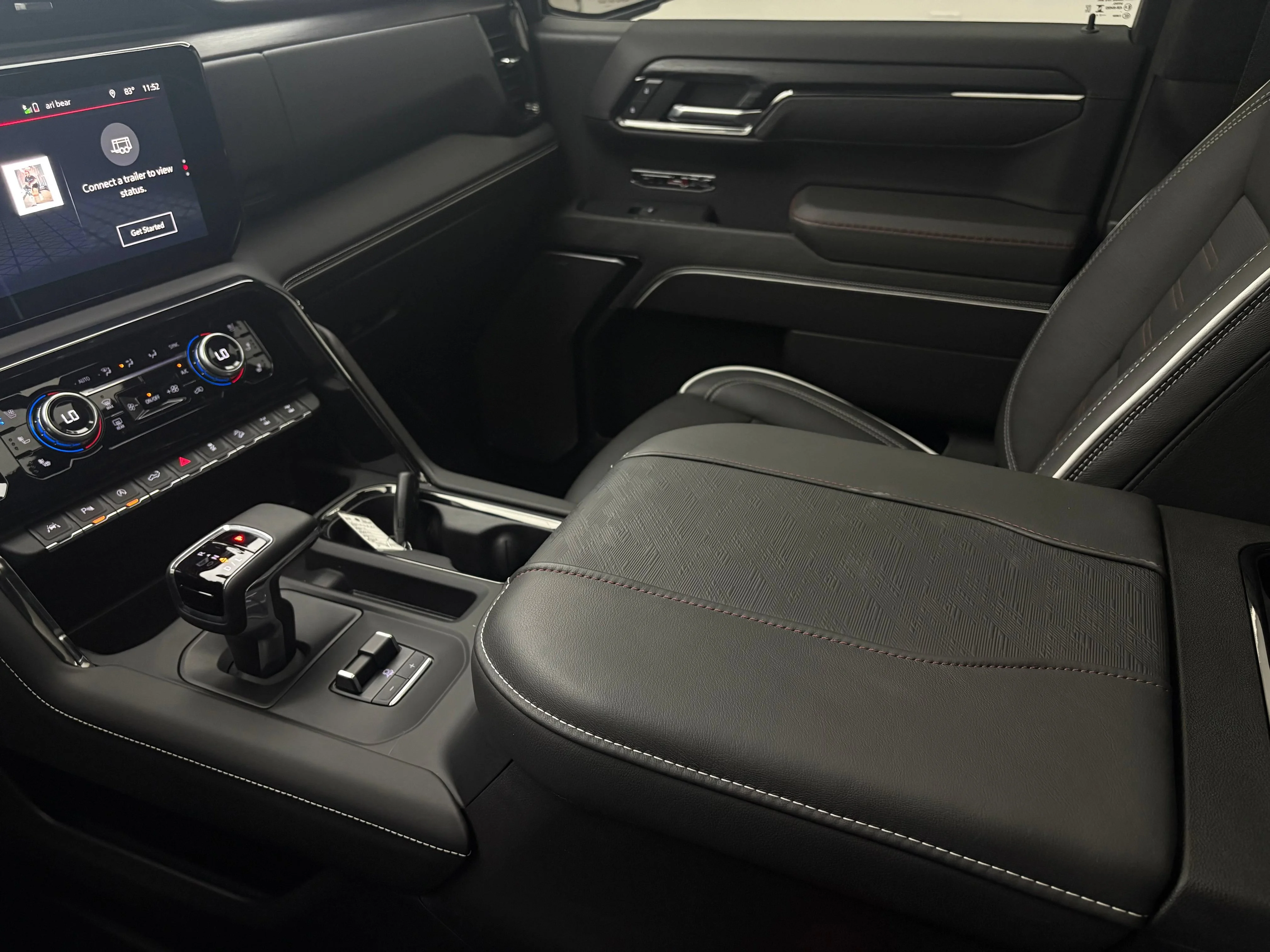 Used 2024 Onyx Black GMC AT4X image 34