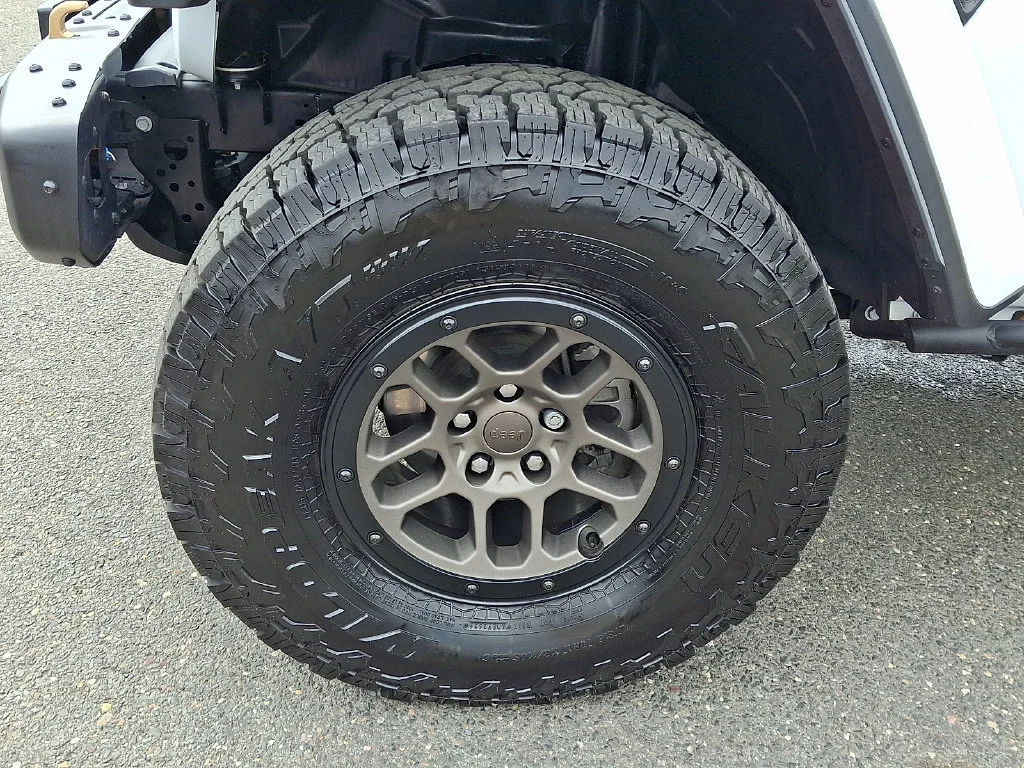 Used 2023 Bright White Clearcoat Jeep Rubicon 392 image 29