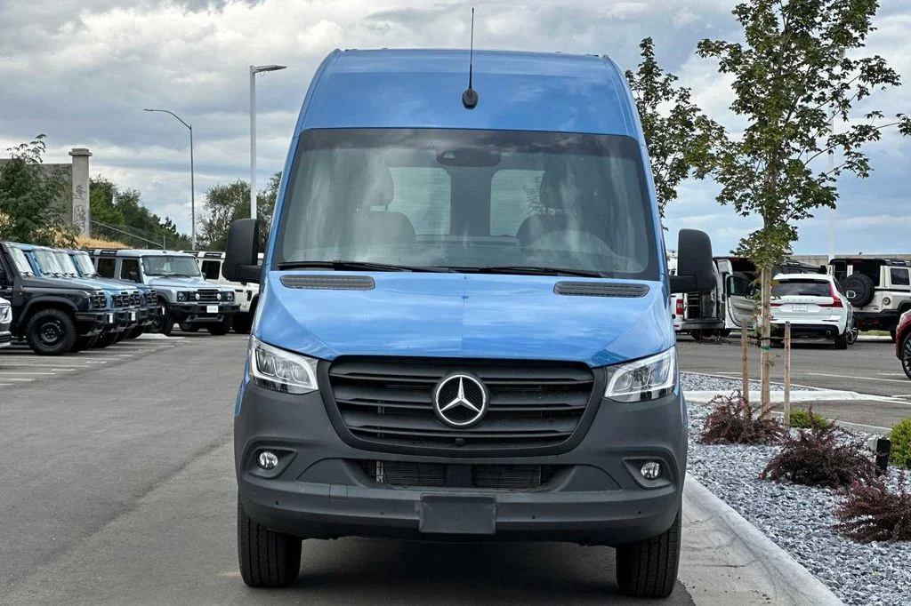 Used 2024 Blue Mercedes-Benz Cargo 144 WB image 8