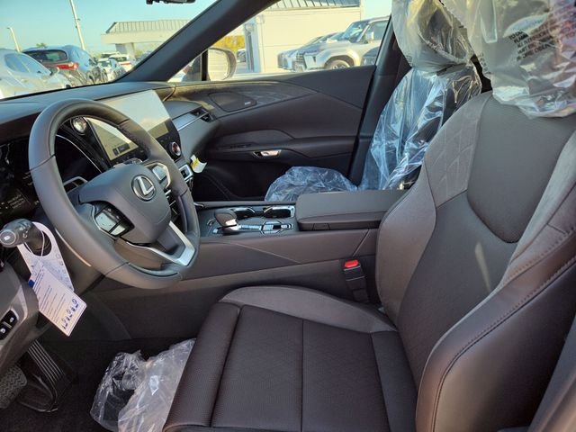New 2026 Copper Crest Lexus 350h Luxury image 11