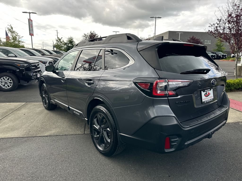 Used 2021 Gray Metallic Subaru Onyx Edition XT image 3