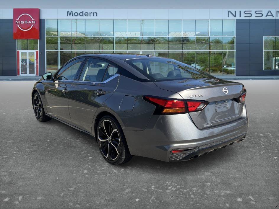 Used 2024 Gun Metallic Nissan 2.5 SR image 7