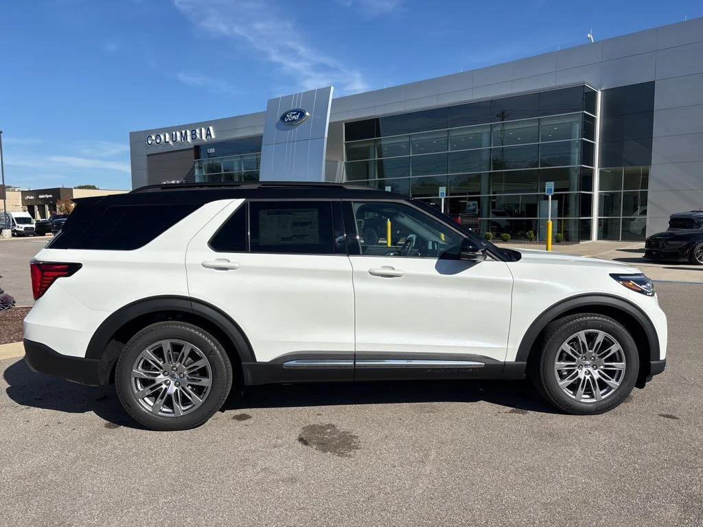 New 2026 White Ford Platinum image 14
