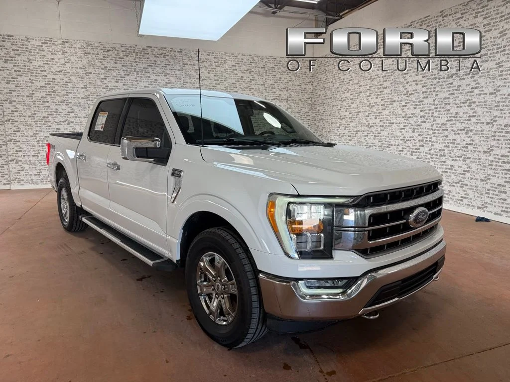 Used 2023 White Ford Lariat image 1