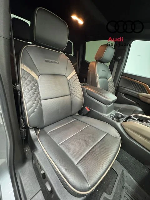 Used 2023 Silver GMC Denali image 26