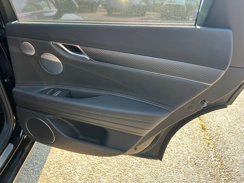 New 2025 Black Genesis 3.5T SPORT PRESTIGE image 16