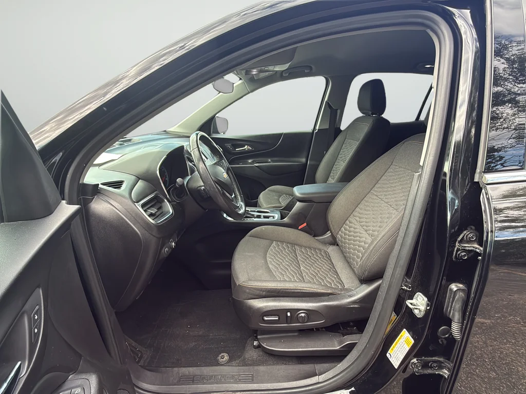 Used 2018 Black Chevrolet LT image 33