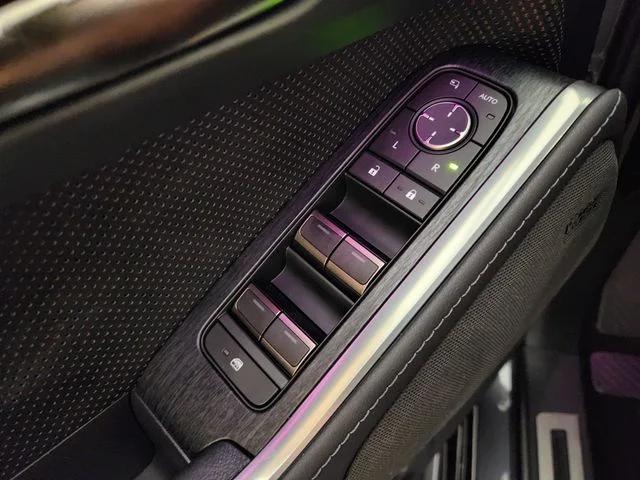 Used 2025 Gray Lexus 550 Luxury image 21