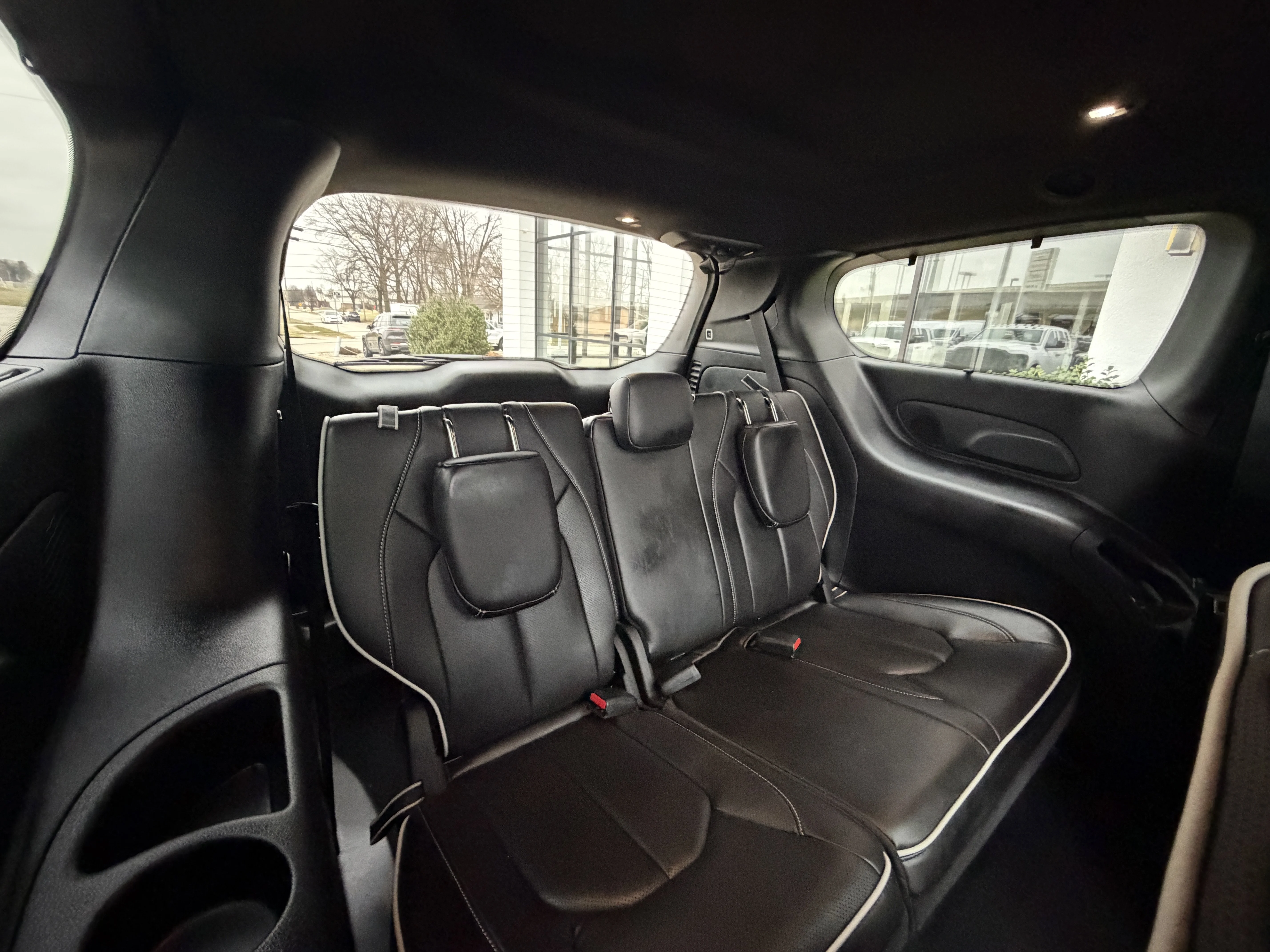 2026 Chrysler Pacifica Limited - Photo 27