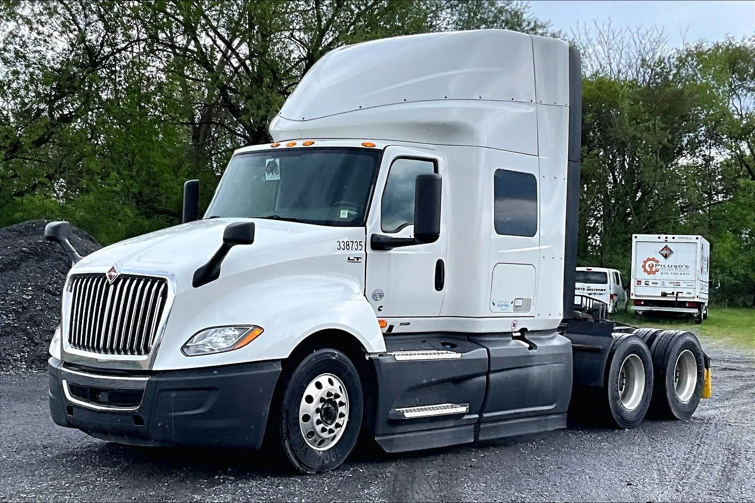 Used 2022 WHITE International  image 2