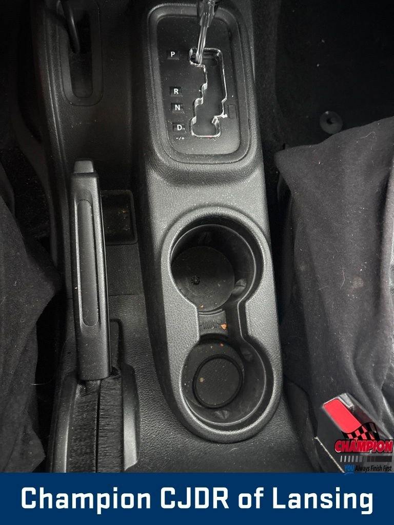 Used 2016 Black Jeep Unlimited Sahara image 22