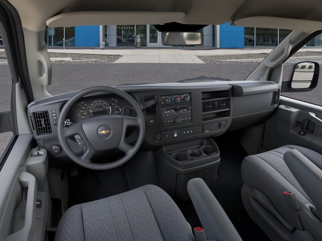 2025 Chevrolet Express Cargo Work Van - Photo 15