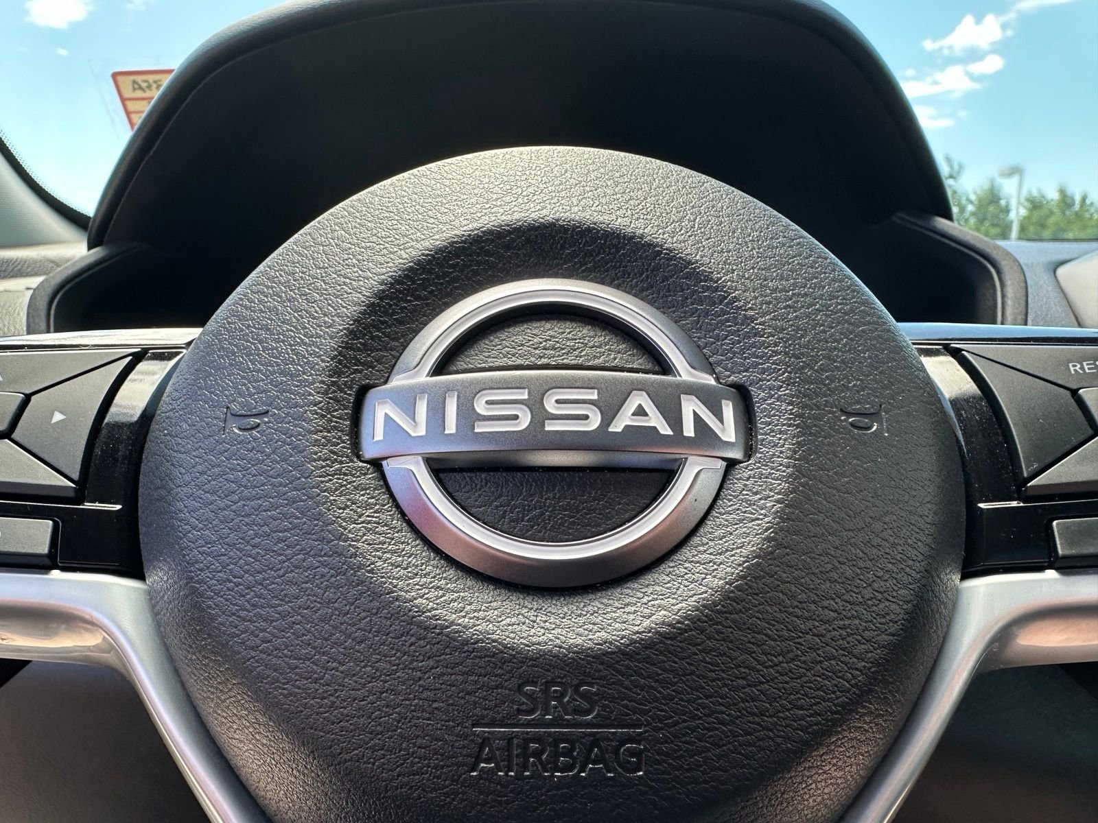 Used 2025 Gray Nissan 2.5 SR image 23