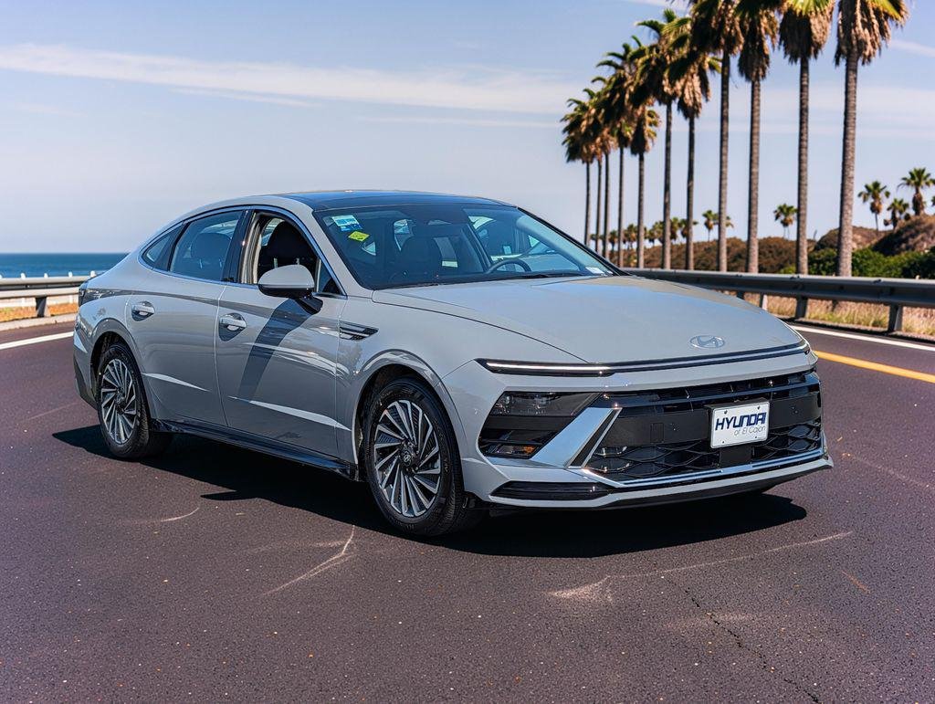New 2026 Blue Hyundai SEL image 4