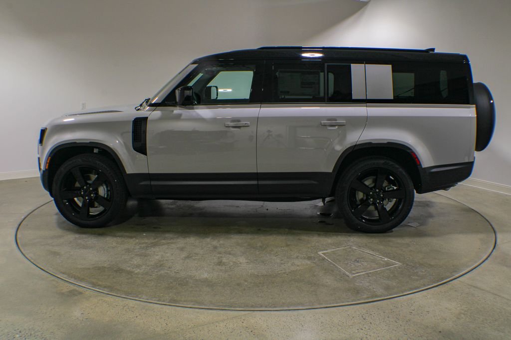 New 2026 Borasco Grey Land Rover S image 3