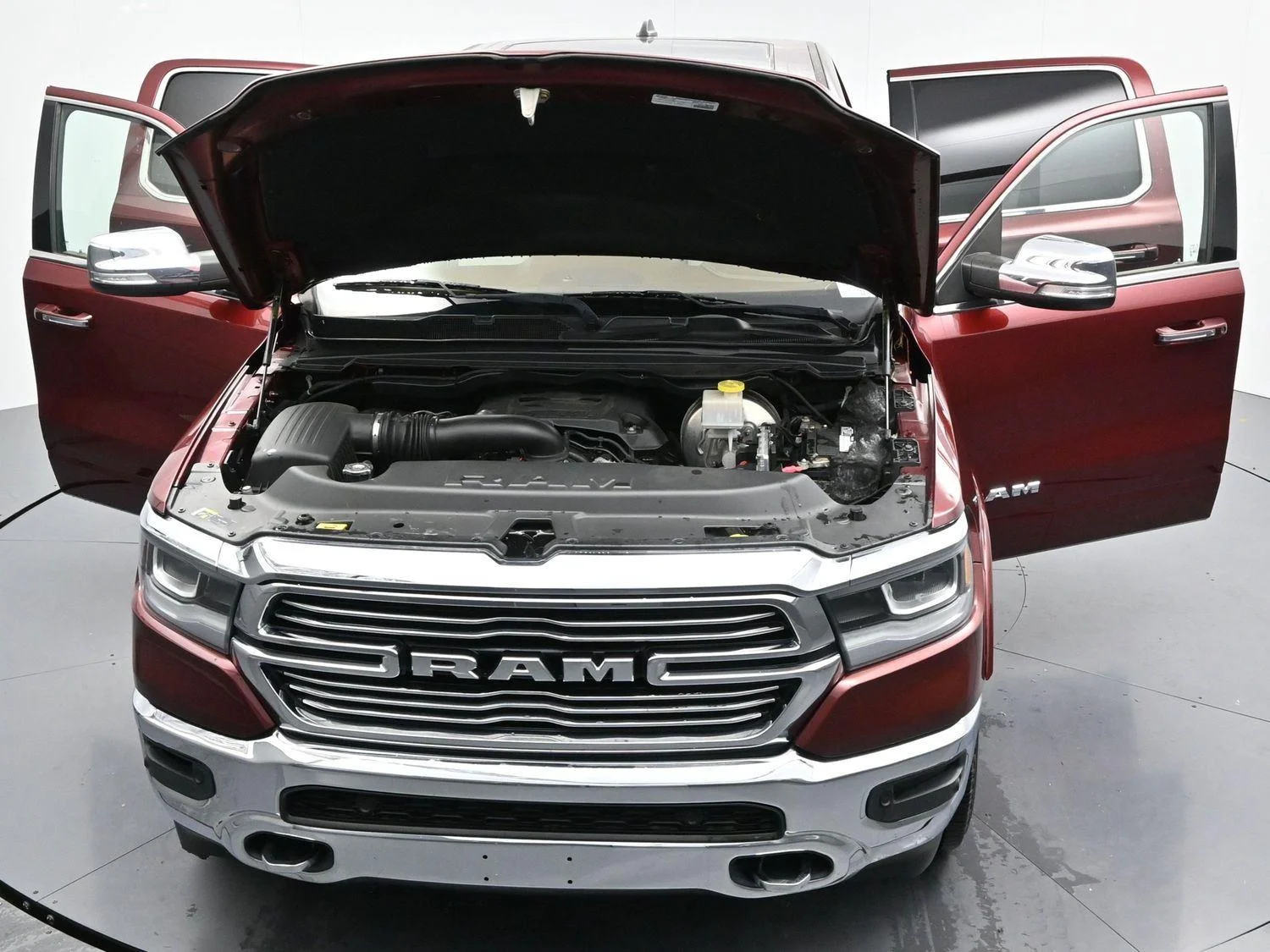Used 2020 Delmonico Red Pearlcoat Ram Laramie image 41