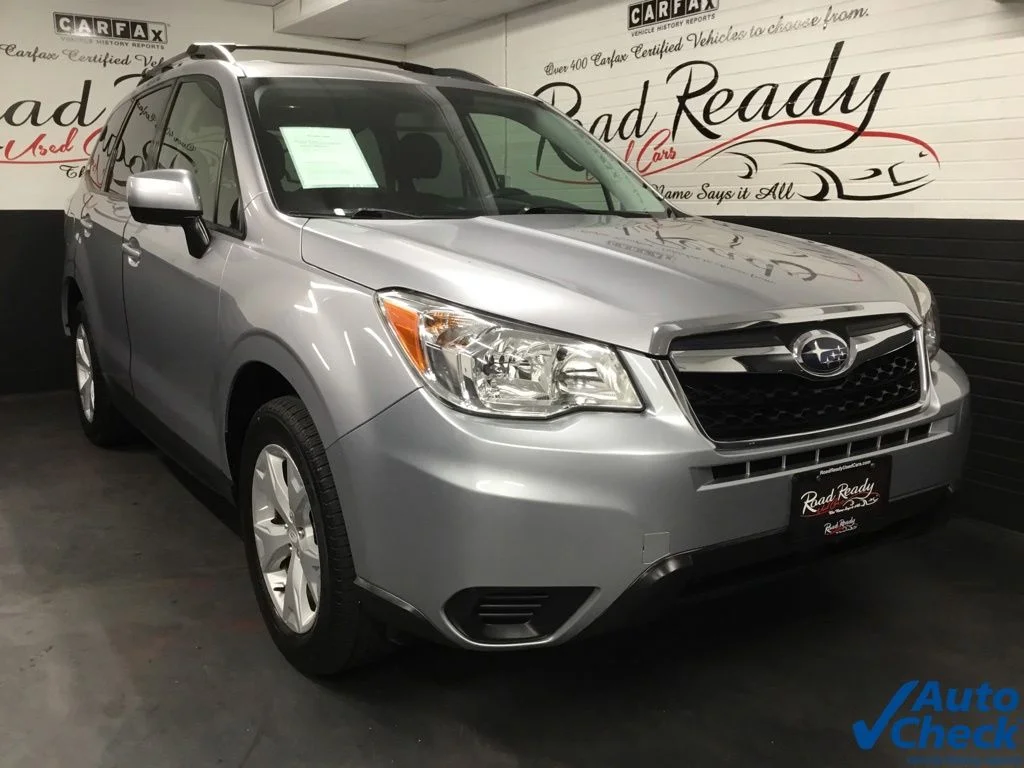 Used 2016 Silver Subaru 2.5i Premium image 3
