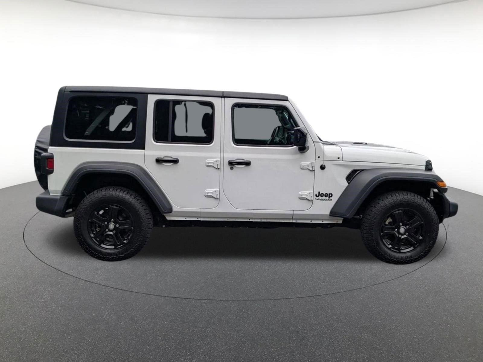 Used 2022 Bright White Clearcoat Jeep Unlimited Sport S image 3