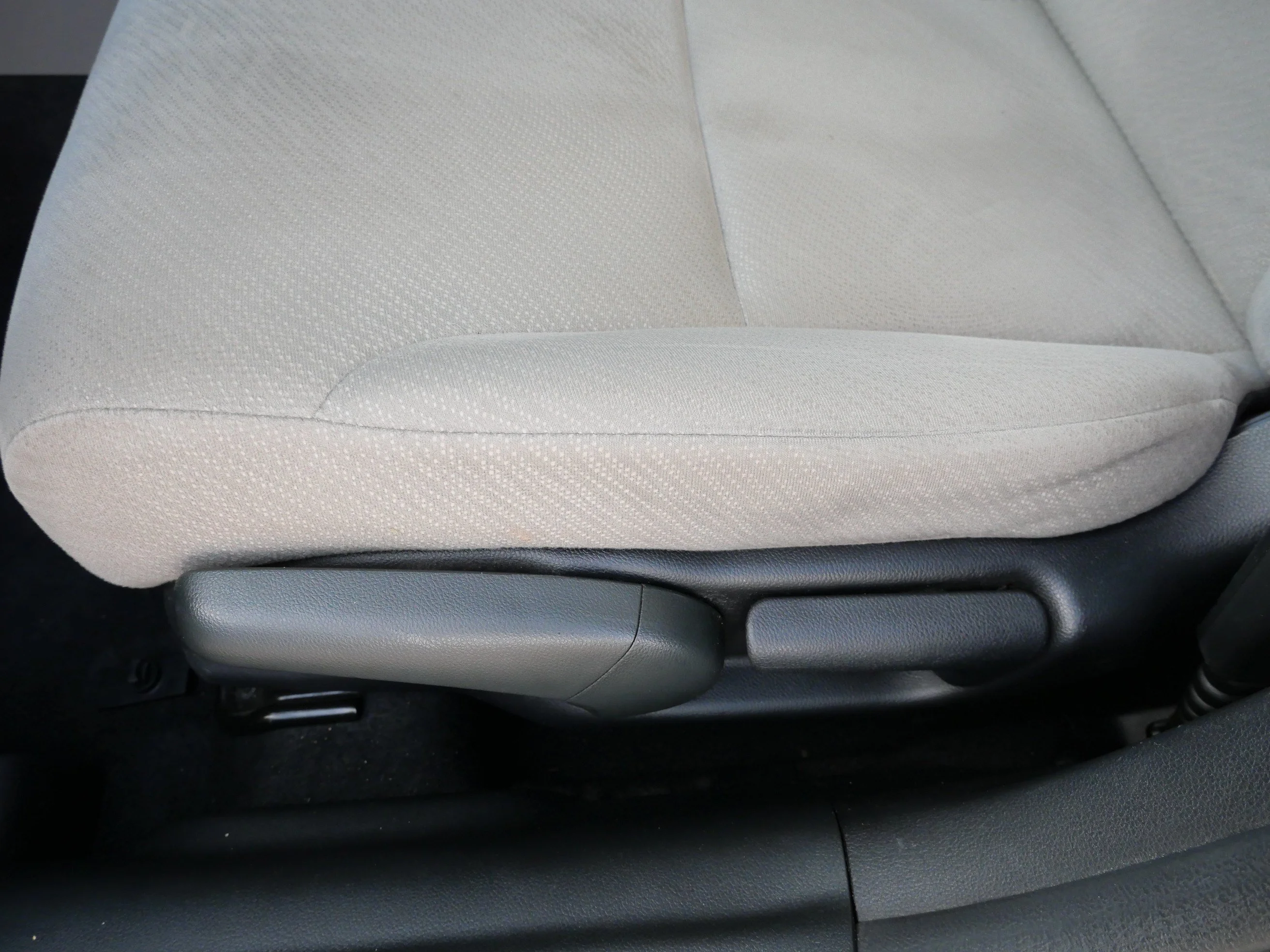 Used 2013 Polished Metal Metallic Honda LX image 14