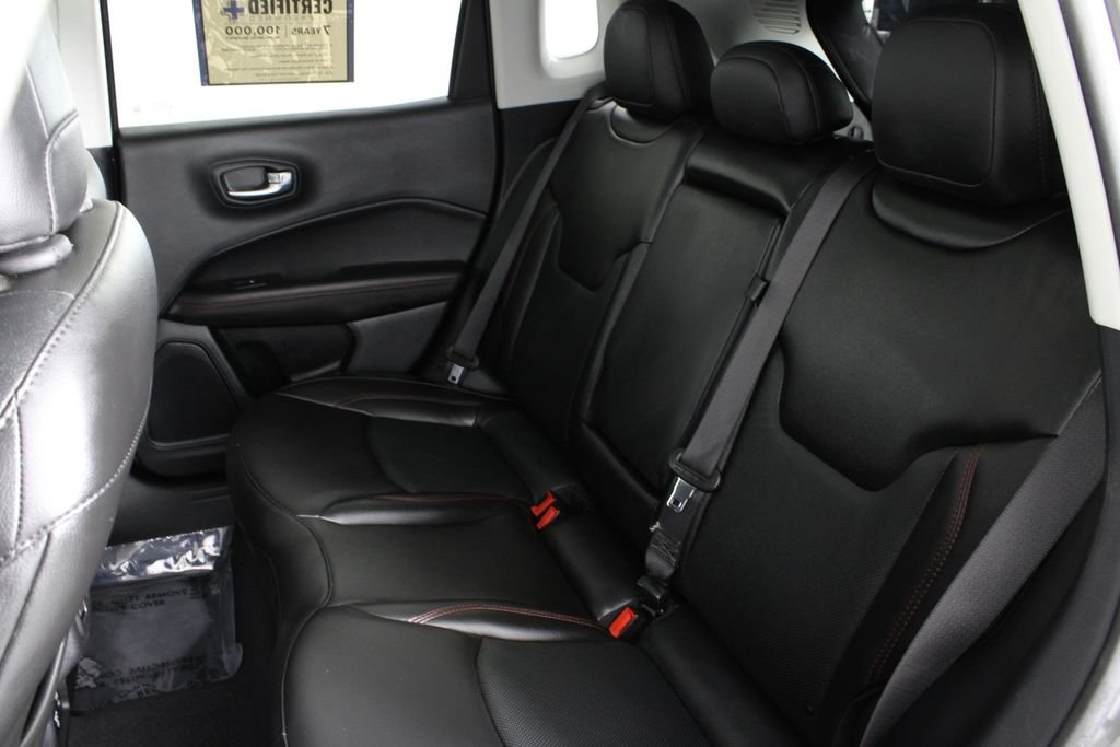 Used 2020 Gray Jeep Trailhawk image 20