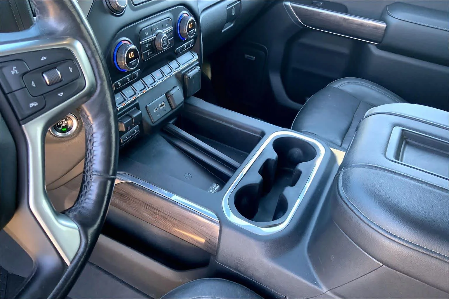 Used 2019 Shadow Gray Metallic Chevrolet LTZ image 14