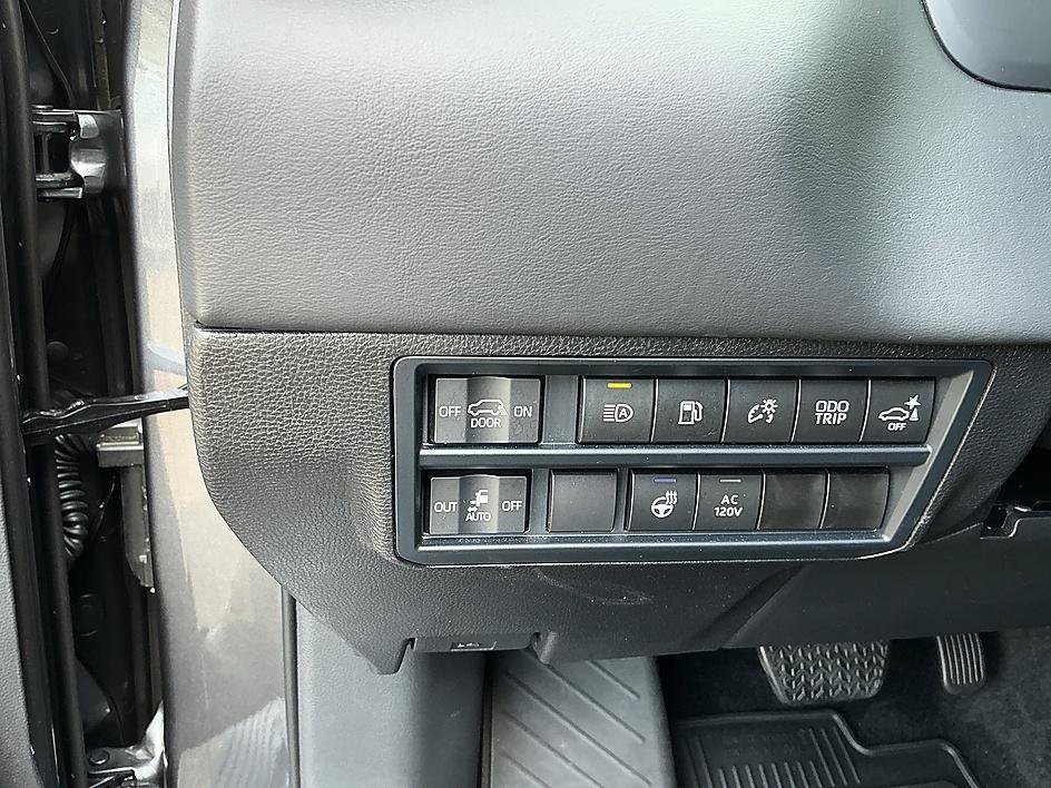 Used 2026 Magnetic Gray Metallic Toyota Platinum image 14