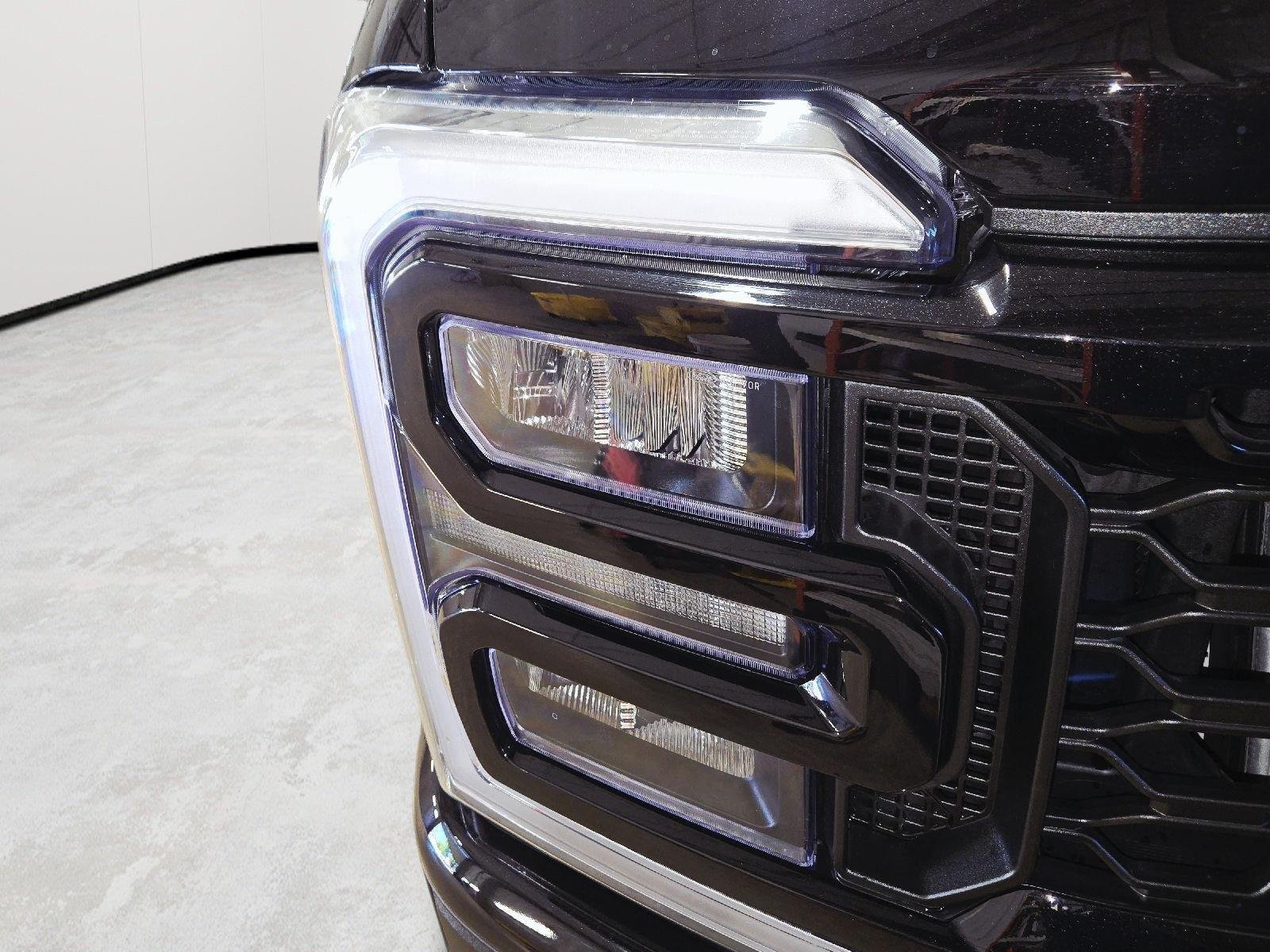 New 2026 Agate Black Metallic Ford F-250® Lariat® image 27