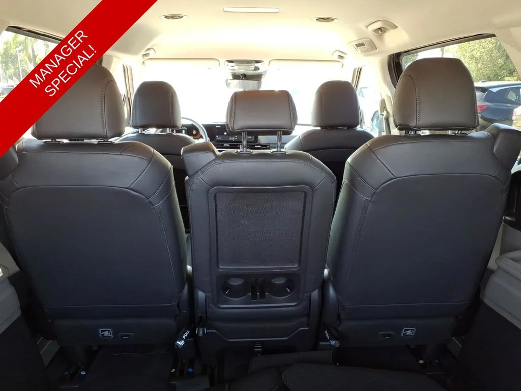 Used 2025 Gray Kia LXS image 8