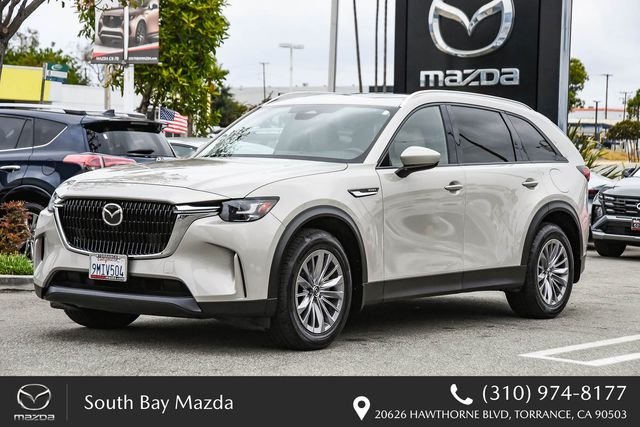 Certified Used 2024 Silver Mazda Preferred image 3