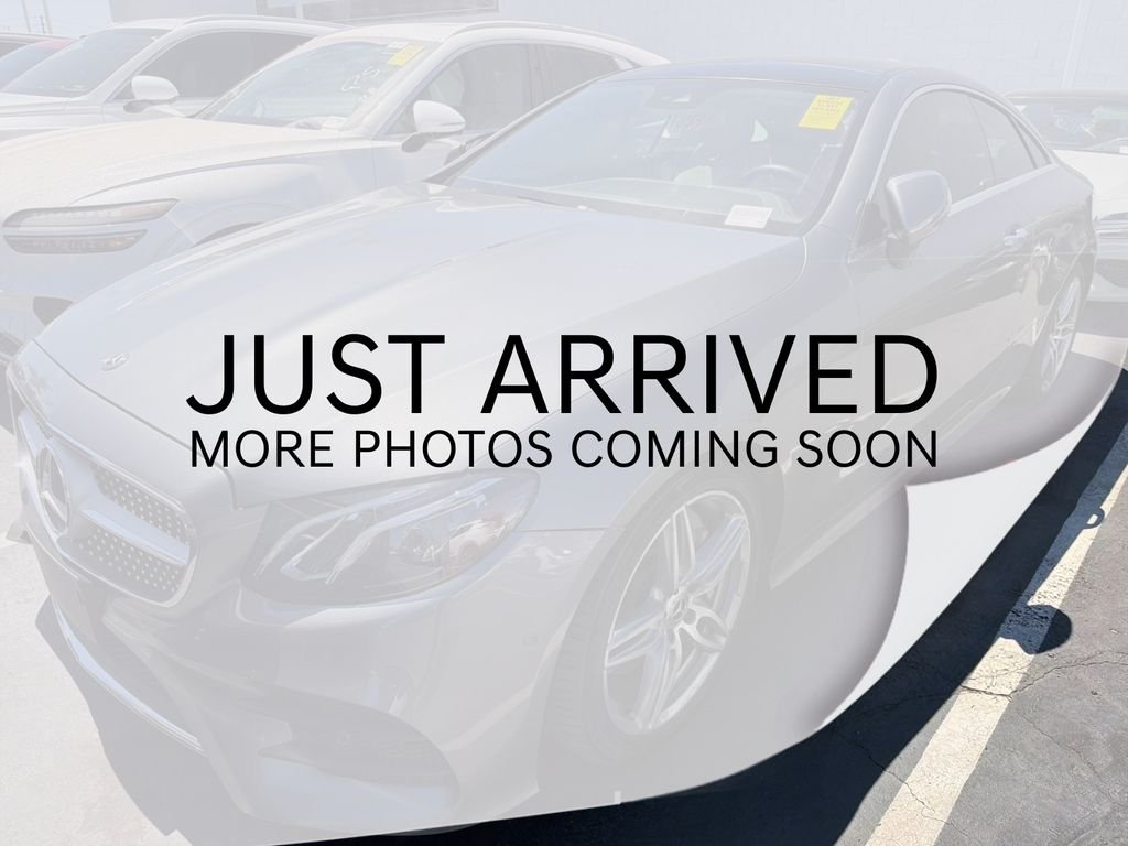 Used 2018 Gray Mercedes-Benz E 400 image 1
