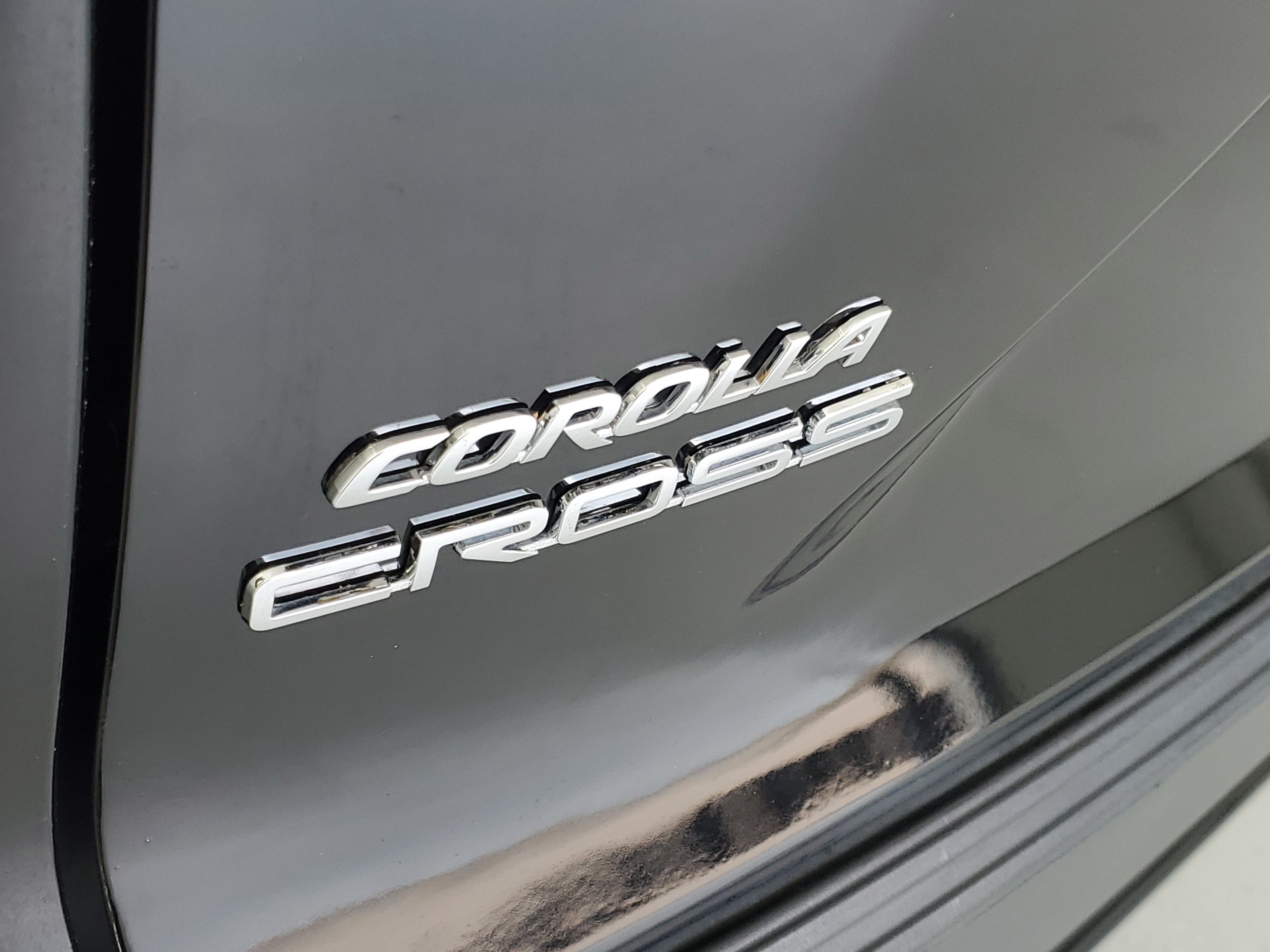 Used 2025 Jet Black Toyota LE image 8