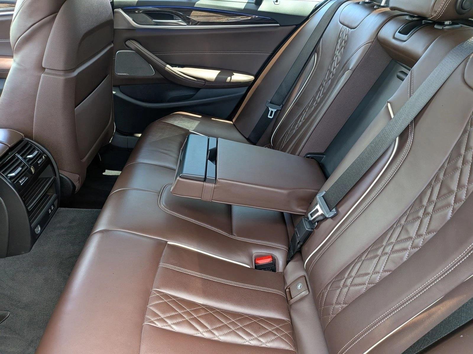 Used 2021 Black BMW 540i xDrive image 19