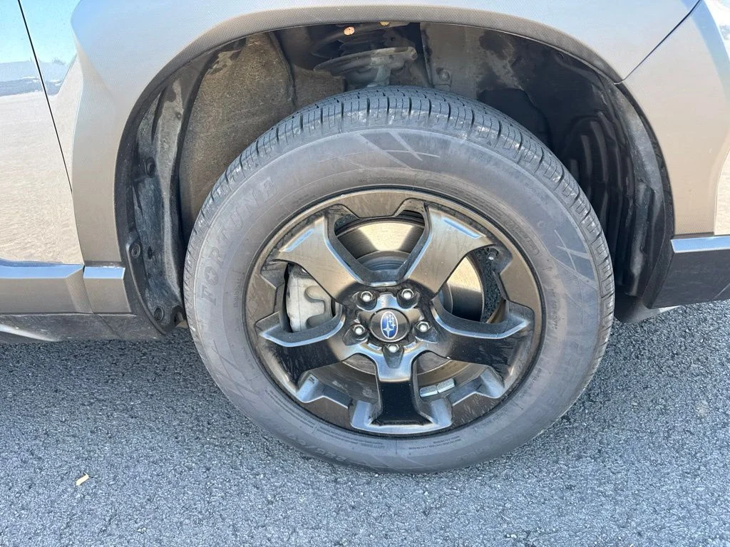 Used 2023 Magnetite Gray Metallic Subaru Wilderness image 27