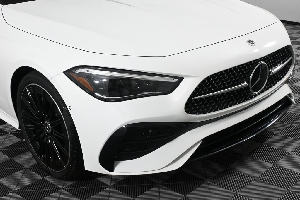 New 2026 Polar White Mercedes-Benz CLE 300 image 32