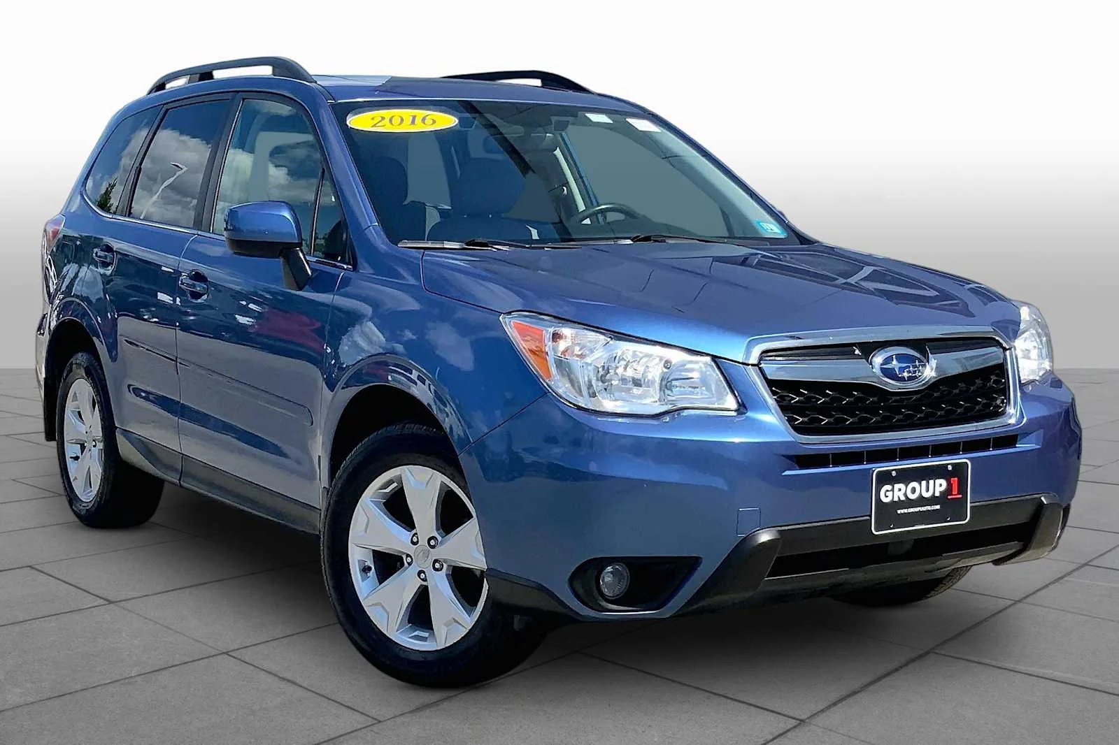 Used 2016 Quartz Blue Pearl Subaru 2.5i Limited image 3