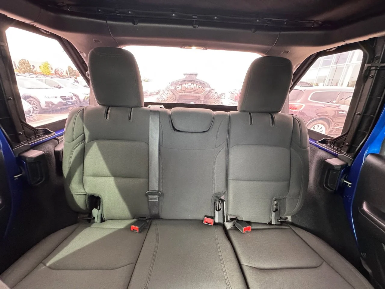 Used 2019 Ocean Blue Metallic Clearcoat Jeep Sport S image 14