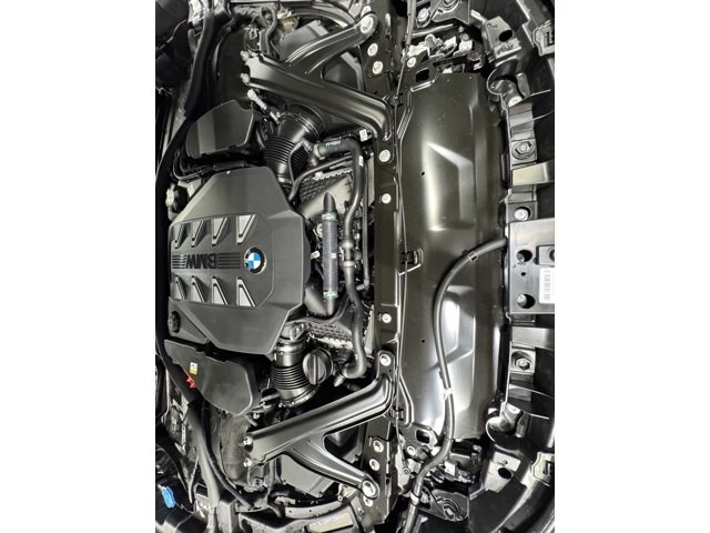 New 2026 Oxide Grey Metallic BMW 760i xDrive image 31