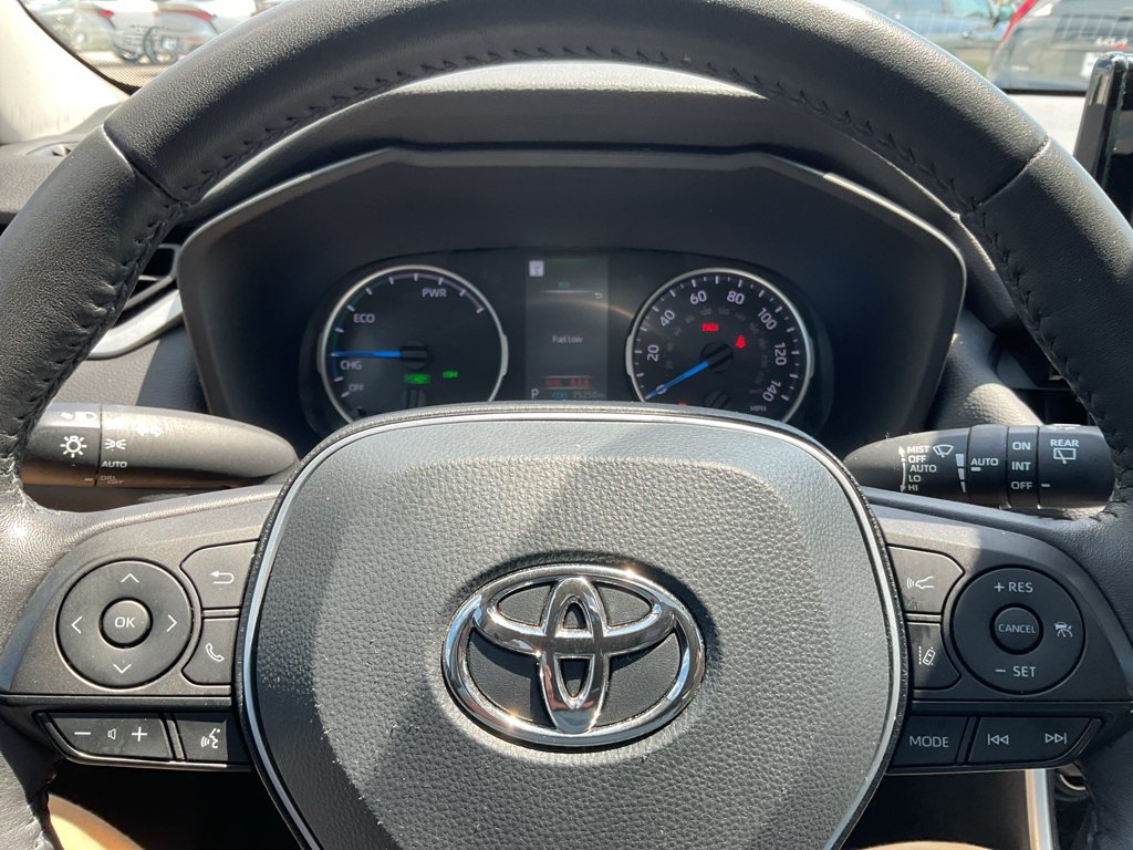 Used 2022 Magnetic Gray Metallic Toyota Hybrid XLE image 31