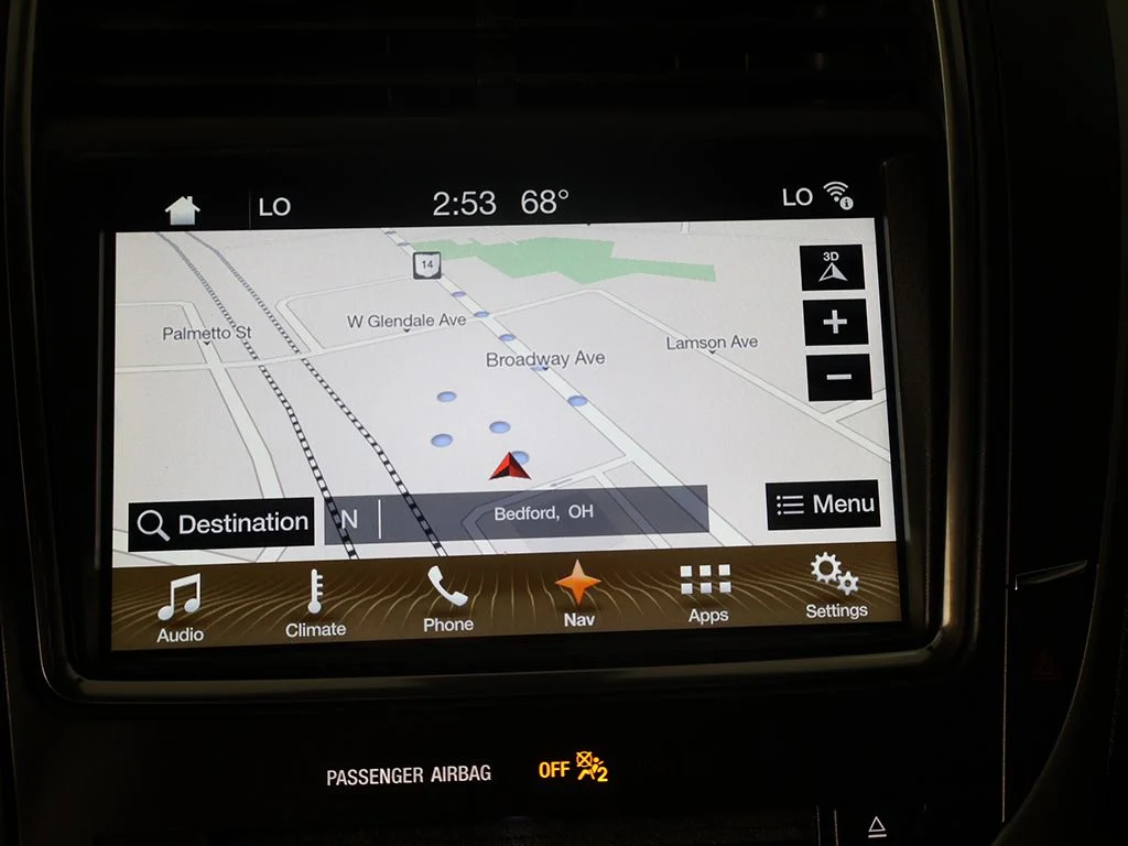 Used 2017 Black Lincoln Select image 42