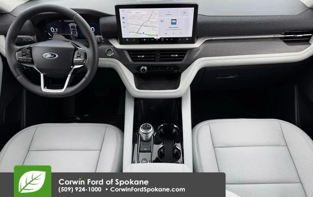 New 2026 Star White Metallic Tri-Coat Ford Platinum image 12