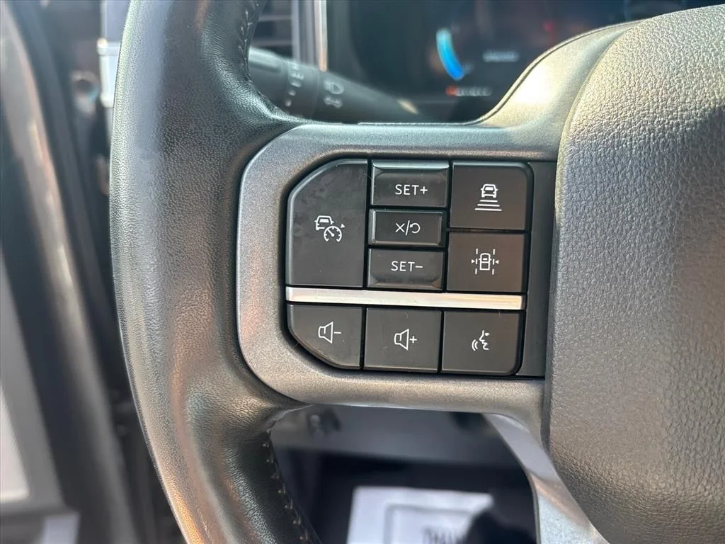 Used 2024 Gray Ford Lariat image 32