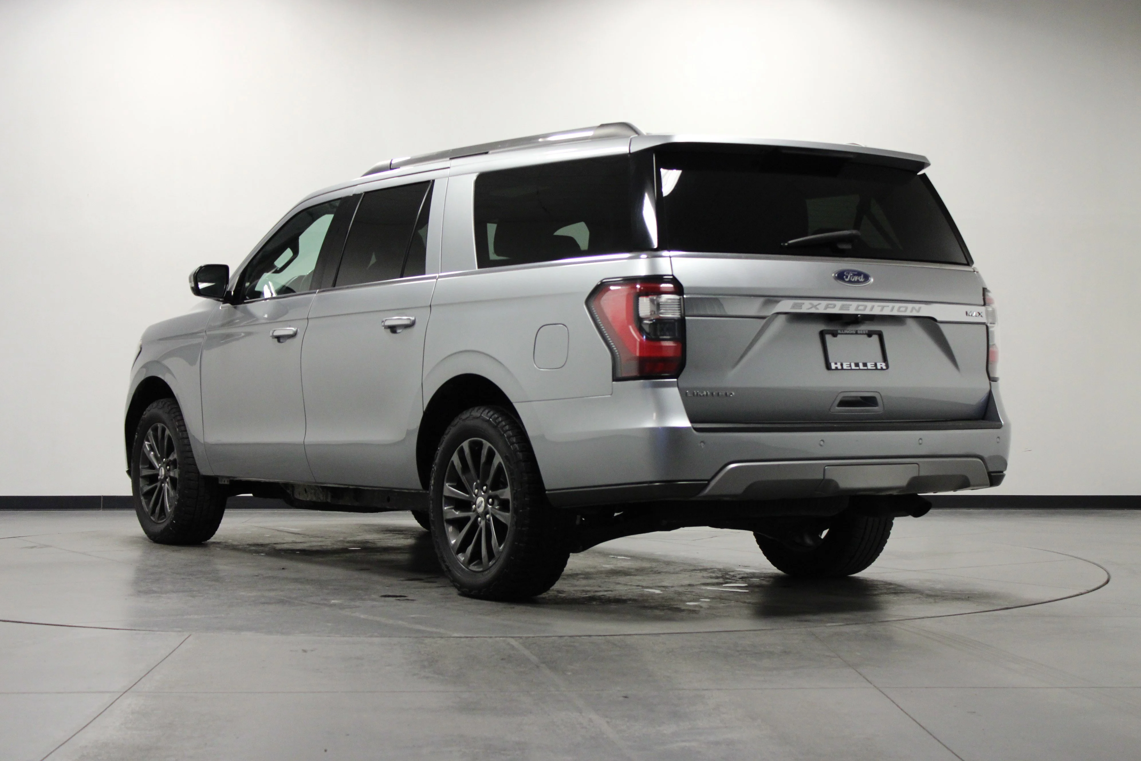 Used 2021 Iconic Silver Metallic Ford Limited image 6