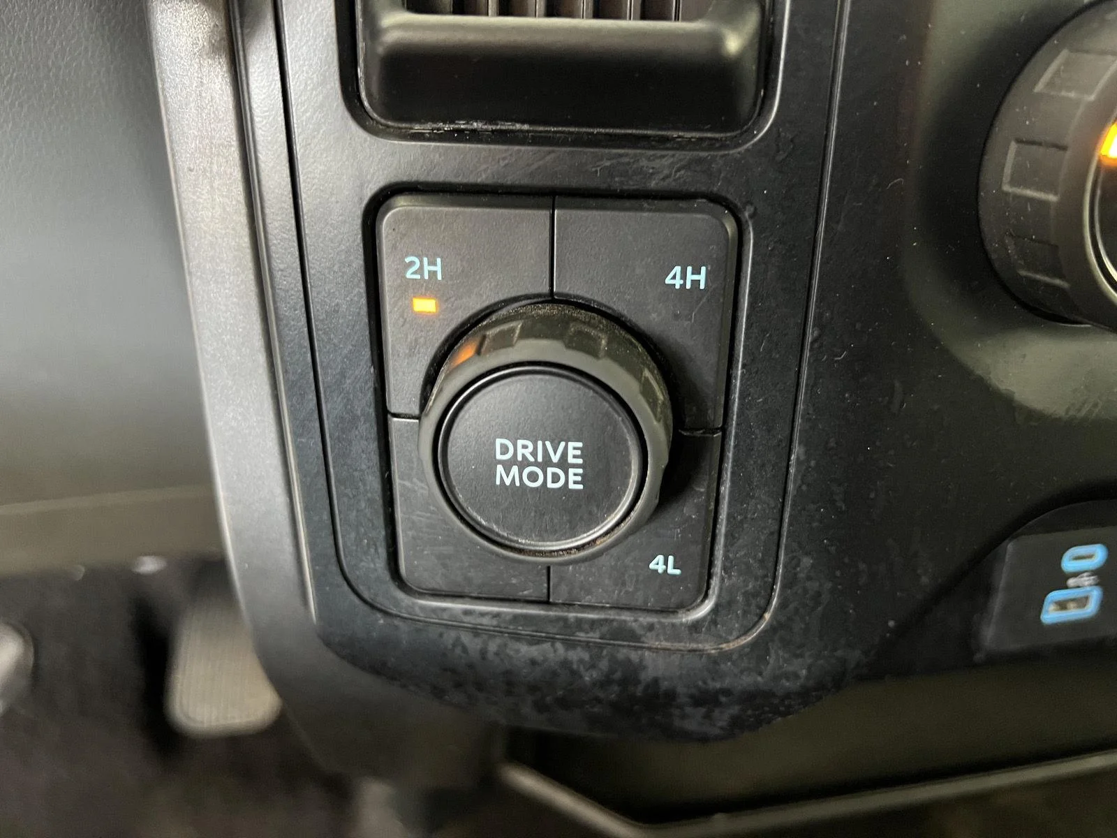 Used 2022 Gy Ford XL image 16