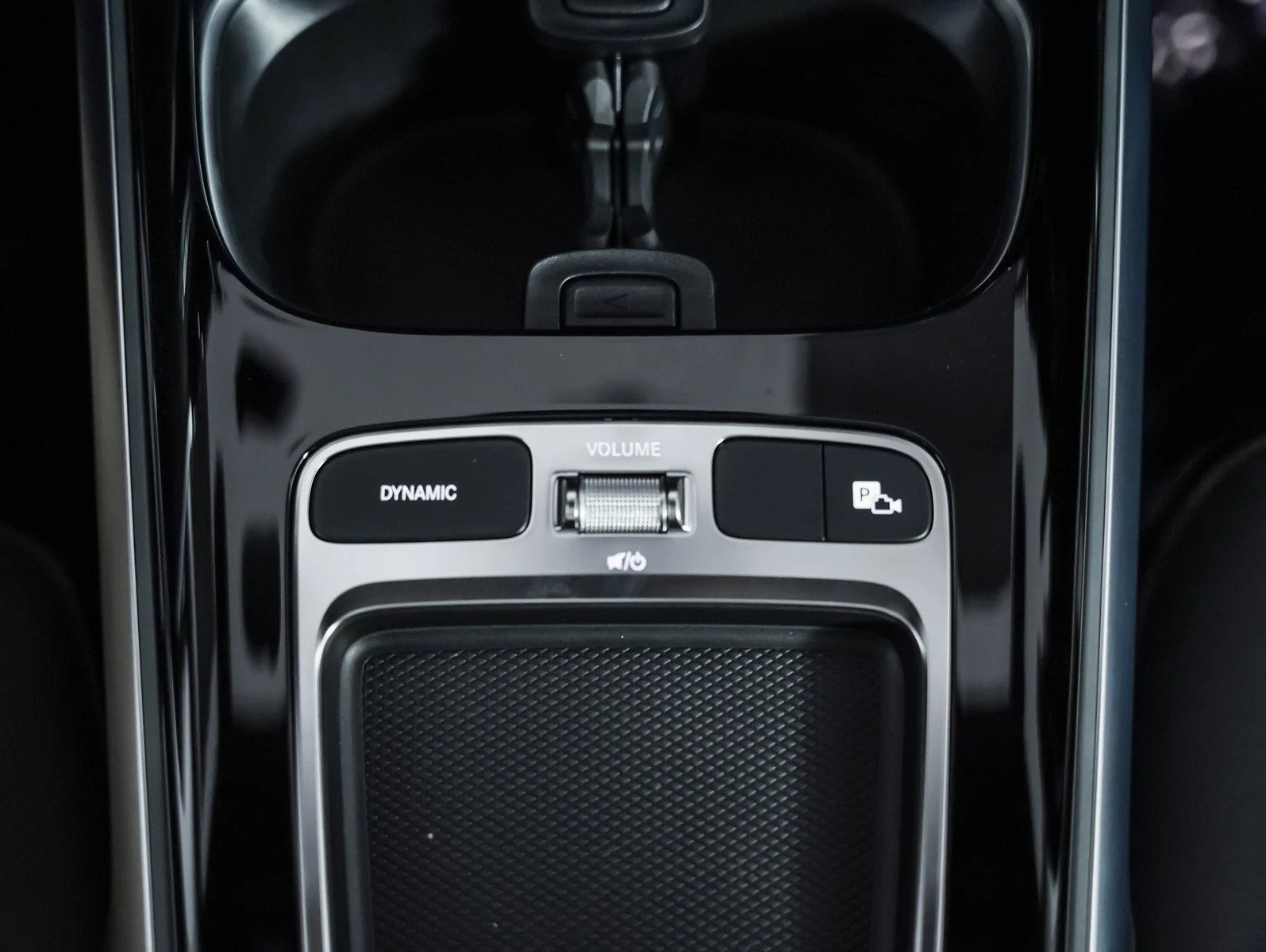 New 2026 Polar White Mercedes-Benz AMG® 35 4MATIC image 18