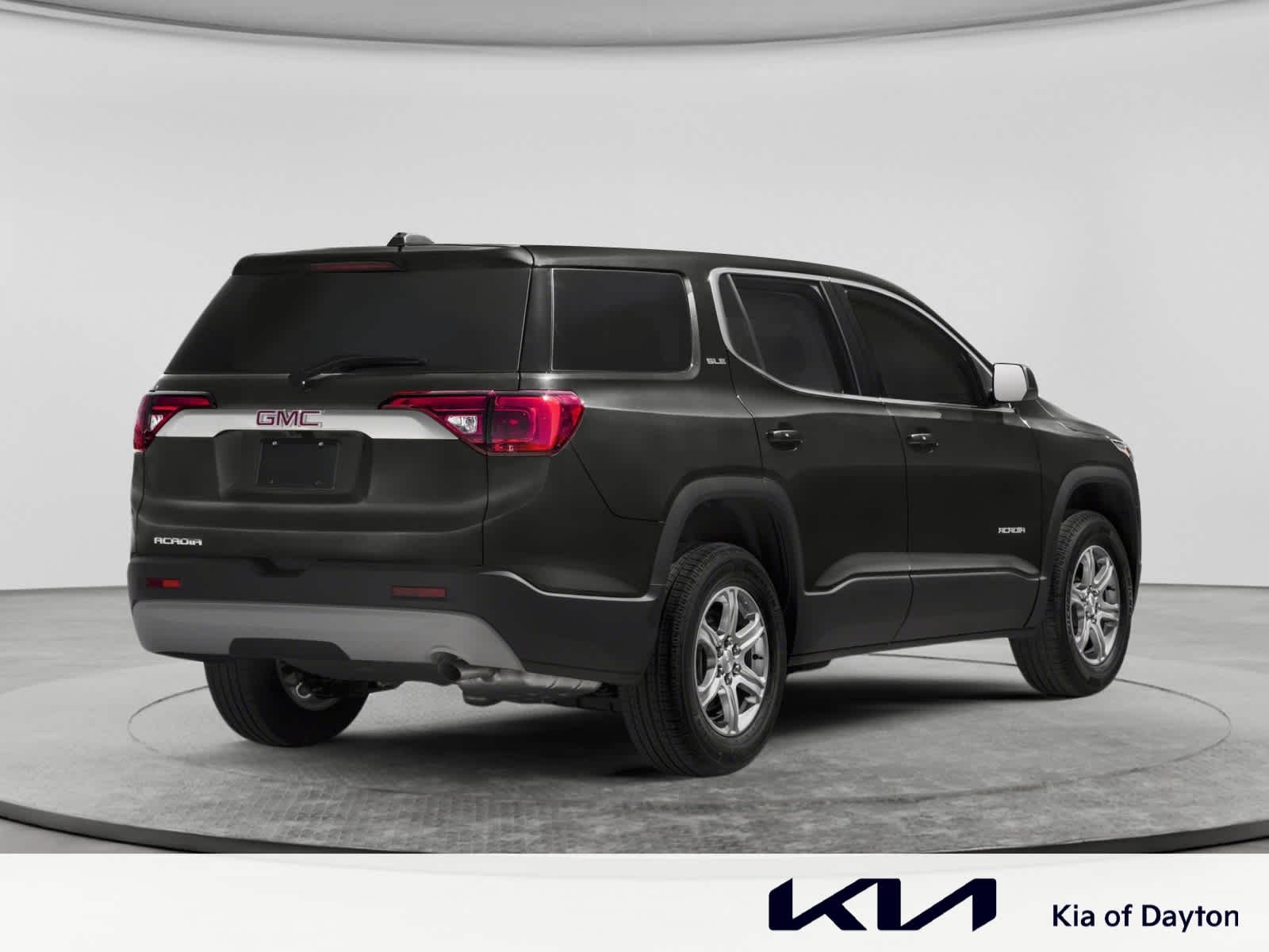 Used 2018 GMC Acadia SLE-1 with VIN 1GKKNKLA0JZ182665 for sale in Huber Heights, OH