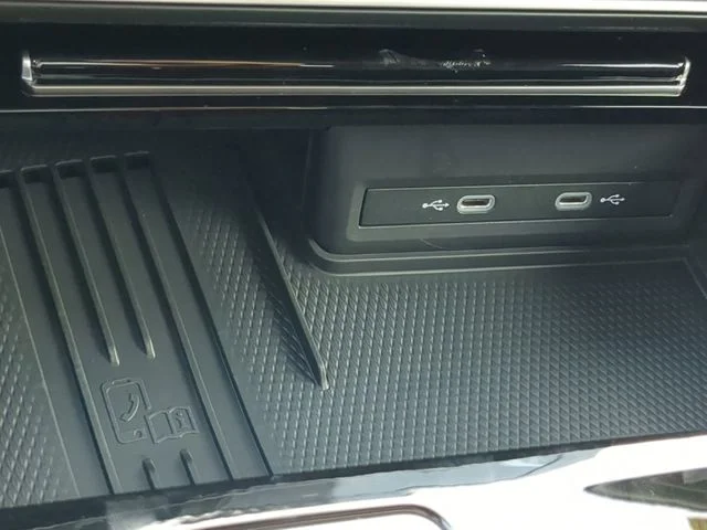 2026 Volkswagen Atlas SE w/Tech - Photo 25